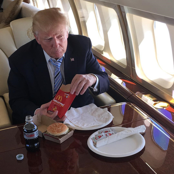 Bánh mì kẹp cá là món ăn ưa thích của tổng thống Donald Trump
